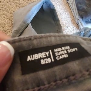 Buffalo David Bitton Jeans - Gray Capri Jeans Buffalo David Bitton Jeans - Gray Capri Jeans